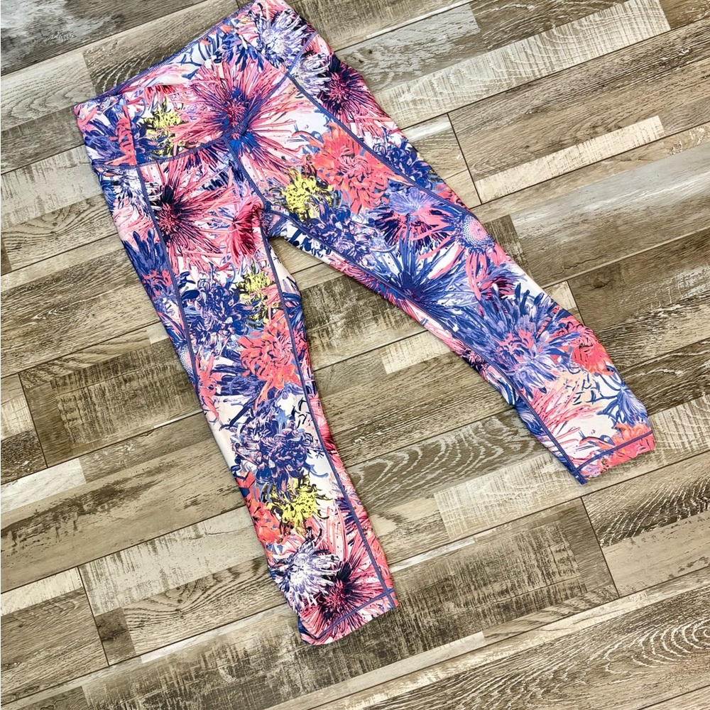 CALIA by Carrie Underwood Pink and purple floral above ankle activewear leggings